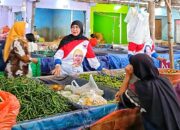 Perhatikan Harga Kebutuhan Pokok, Perempuan Perindo Aksi di Pasar Tradisional Mataram