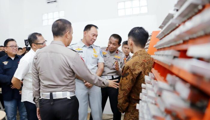 Perpanjangan STNK 5 Tahunan Hanya 15 Menit, Jasa Raharja Dorong Samsat Digital Leuwipanjang Jadi Samsat Percontohan