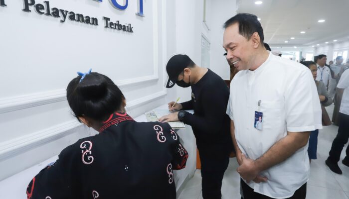 Gelar Safari Ramadhan, Rivan A. Purwantono Ungkapkan Standar Pelayanan Samsat Sudah Bertransformasi, Cepat dan Nyaman