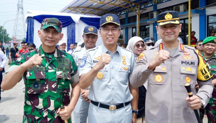 Turut Serta Lepas Peserta Mudik Gratis Kemenhub, Direktur Keuangan Jasa Raharja Imbau Masyarakat Tertib Berkendara di Kampung Halaman
