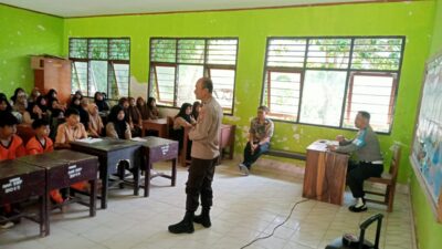 Polsek Sekotong Hadirkan Edukasi Anti-Narkoba dan Bullying di Sekolah