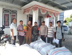 Kapolsek Seteluk Turun Langsung Dampingi Pendistribusian Bibit Padi kepada Kelompok Tani