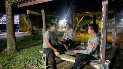 Patroli Dialogis Polsek Kediri Ciptakan Kamtibmas Sejuk Sambil Intensifkan Kampanye Anti Narkoba