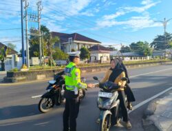 Sat Lantas Polres Lombok Utara Terapkan Pendekatan Humanis dalam Kegiatan Rawan Pagi