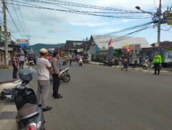 Personel Polres Sumbawa Barat Gelar Strong Point Saat Ngabuburit/Jelang Buka Puasa