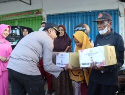 Ramadhan Penuh Berkah, Kapolres Bima Kota Berikan Bansos dan Bakti Kesehatan kepada Masyarakat Kurang Mampu