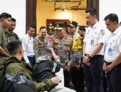 Tinjau Stasiun Tugu DIY, Kapolri : Mudik Gunakan Kereta Api Bisa Jadi Alternatif