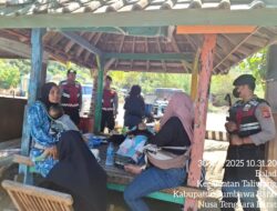 Patroli Samapta Polres Sumbawa Barat Imbau Masyarakat Jaga Keselamatan di Tempat Wisata