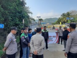 Pelabuhan Lembar Aman, Polres Lombok Barat Lakukan Pembinaan Ojek