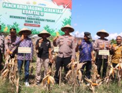 Kapolres Dompu Pimpin Panen Raya Jagung Serentak Kuartal II dan Zoom Meeting Bersama Presiden RI