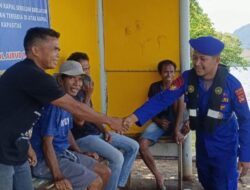 Satpolairud Polres Bima Gelar Jum,at Curhat, Warga Pesisir Apresiasi dan Ucapkan Terimakasih