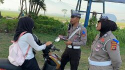 Operasi Patuh Rinjani 2025, Polres Lombok Barat Tindak Pelanggar Lalu Lintas di Bundaran Penas