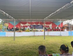 Kapolsek Pekat dan Anggota Amankan HUT ke-26 Desa Tambora