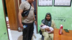 Geger Penemuan Bayi Laki-laki di Plampang, Diduga Dibuang Oleh Ibu Kandung
