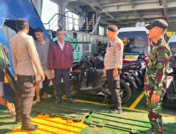 Personel Kawasan Pelabuhan Laut Tano bersama tni bersinergi laksanakan pemantauan Situasi di Pelabuhan Laut Tano