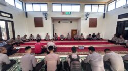 Personel Polres Bima Kota Laksanakan Kegiatan Rutin Binrohtal di Masjid Jabal Qubis