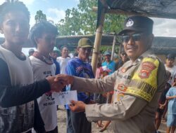 Lomba Perahu Layar Meriahkan Maulid Nabi di Pantai Cemare, Lembar Selatan