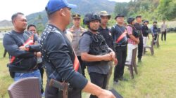 Kapolres Sumbawa Barat Pimpin Latihan Menembak, Tekankan Profesionalisme Personel