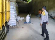 Sinergi Kuat di Lombok Barat, Bhabinkamtibmas Gerakkan Petani Salurkan 36 Ton Jagung Berkualitas