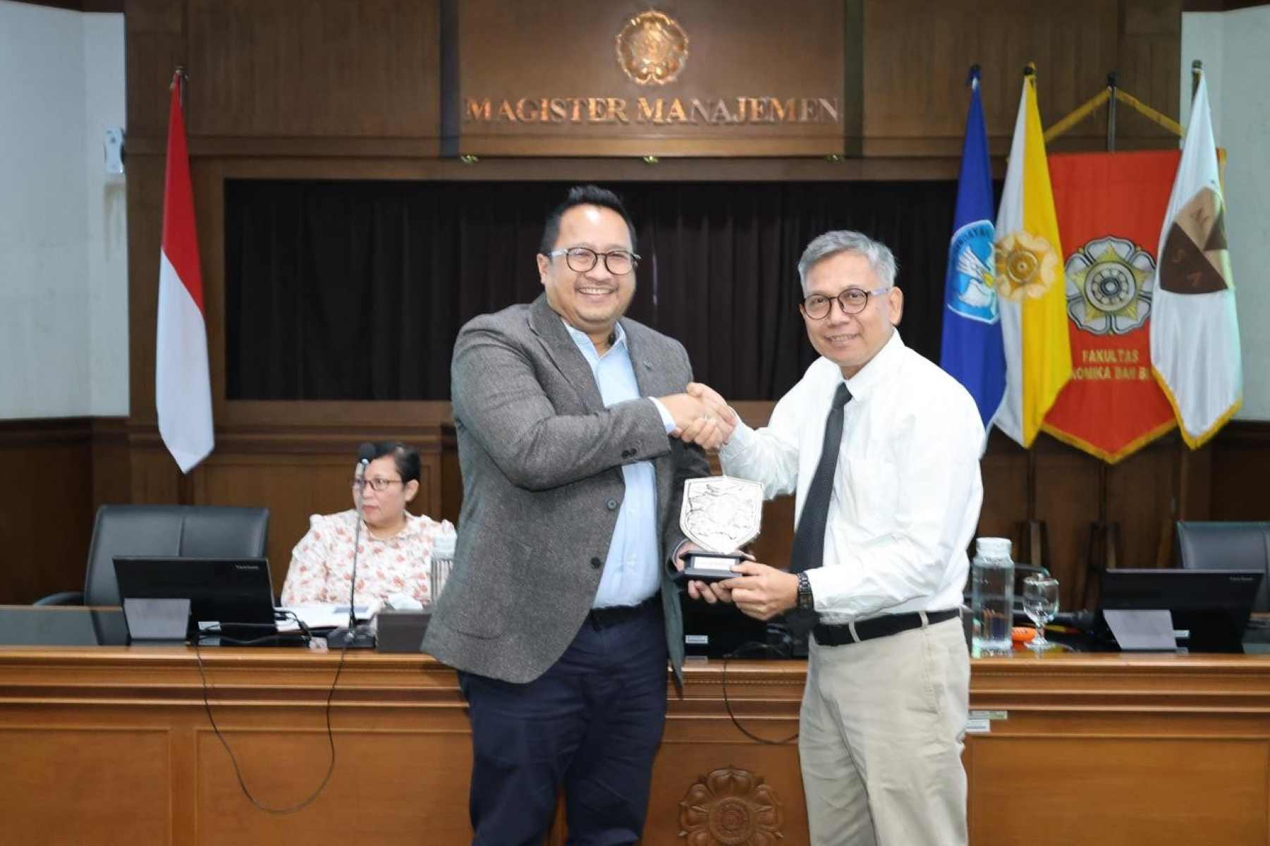 Harwan Muldidarmawan Paparkan Peran Compliance dan Ethics sebagai Kunci Keberlanjutan Organisasi di UGM.