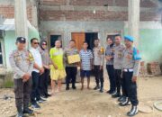 Peduli Warga Kurang Mampu, Polsek Rasbar Berbagi Sembako untuk Dua Warga Sakit Menahun
