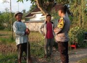 Bhabinkamtibmas Desa Nyerot Ajak Warga Manfaatkan Lahan Kosong untuk Ketahanan Pangan