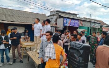 POLISI FASILITASI DIALOG AKSI PROTES WARGA TERKAIT KELANGKAAN LPG 3 KG DI WOJA, SITUASI BERLANGSUNG AMAN DAN KONDUSIF