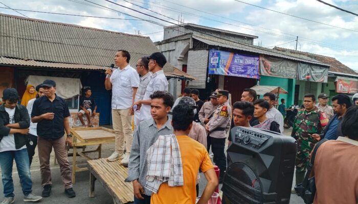 POLISI FASILITASI DIALOG AKSI PROTES WARGA TERKAIT KELANGKAAN LPG 3 KG DI WOJA, SITUASI BERLANGSUNG AMAN DAN KONDUSIF