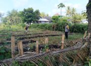 Personel Polsek Sakra Lakukan Silaturahmi dan Himbau Warga Dukung Program Ketahanan Pangan 