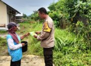 Polsek Labuapi Salurkan Bantuan Bibit Demi Perkuat Ketahanan Pangan Desa Labuapi