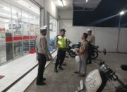 Patroli Objek Vital, Polsek Kopang Tingkatkan Pengamanan di Alfamart Desa Semparu