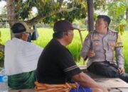 Perkuat Ketahanan Pangan Desa, Polsek Labuapi Dampingi Warga Telagawaru Manfaatkan Lahan Kosong