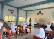 Bhabinkamtibmas Desa Pandan Indah Edukasi Bahaya Narkoba kepada Siswa Baru dalam Kegiatan MPLS