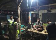 Patroli Dialogis Polsubsektor Brang Ene Perkuat Harkamtibmas, Warga Diajak Waspada TPPO dan Hoaks