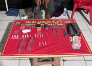 SATRESNARKOBA POLRES DOMPU AMANKAN TERDUGA PELAKU NARKOTIKA DI KECAMATAN KEMPO, BELASAN PAKET DIDUGA SABU DISITA