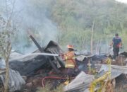 Dua Unit Rumah di Bage Bungkur Ludes Terbakar, Kerugian Ditaksir Capai Rp100 Juta