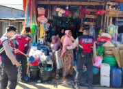 Patroli KRYD Pagi, Unit Patmor Satsamapta Polres Bima Kabupaten Bantu Angkat Bok Ikan Nelayan