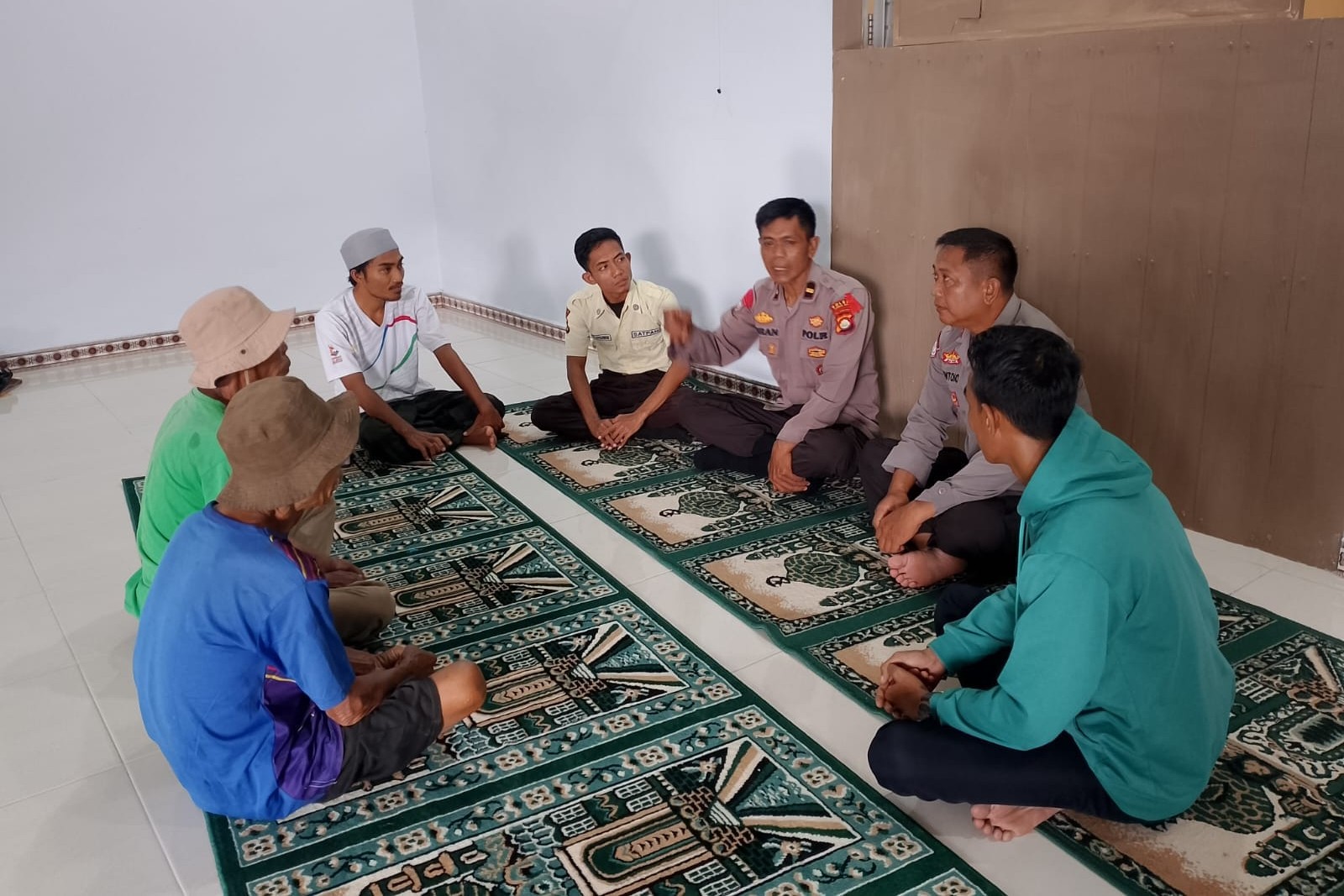 Wujud Kedekatan Polri, Polres Lombok Barat Serap Aspirasi Petani di Dusun Gawah Berore