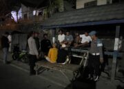 Patroli Malam Polres Dompu Sisir Sejumlah Titik Rawan, Personel Imbau Warga dan Remaja Jaga Kamtibmas