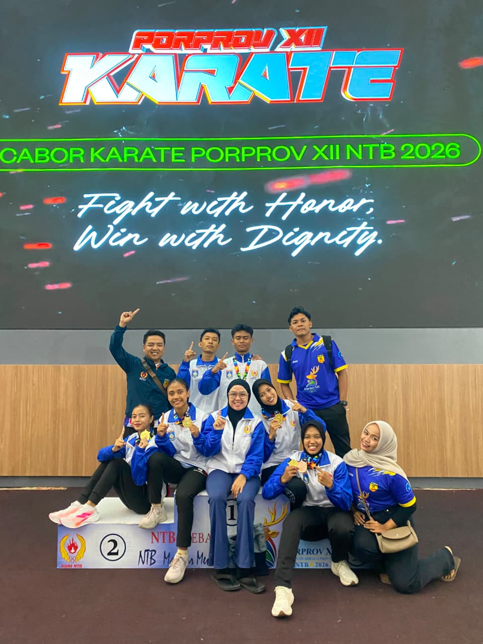 Aksi Gemilang Atlet Dojo SDKP Antar Lombok Barat Jadi Juara Umum II Karate Porprov NTB