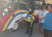 Satlantas Polres Bima Kota Bersama Dishub Laksanakan Himbauan Keselamatan Berlalu Lintas dan Ramp Check Bus Antar Kota/Kabupaten