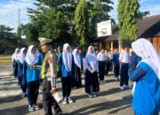 Satlantas Polres Lombok Barat Latih Pelajar SMPN 1 Labuapi Jadi Pelopor Keselamatan Lalu Lintas