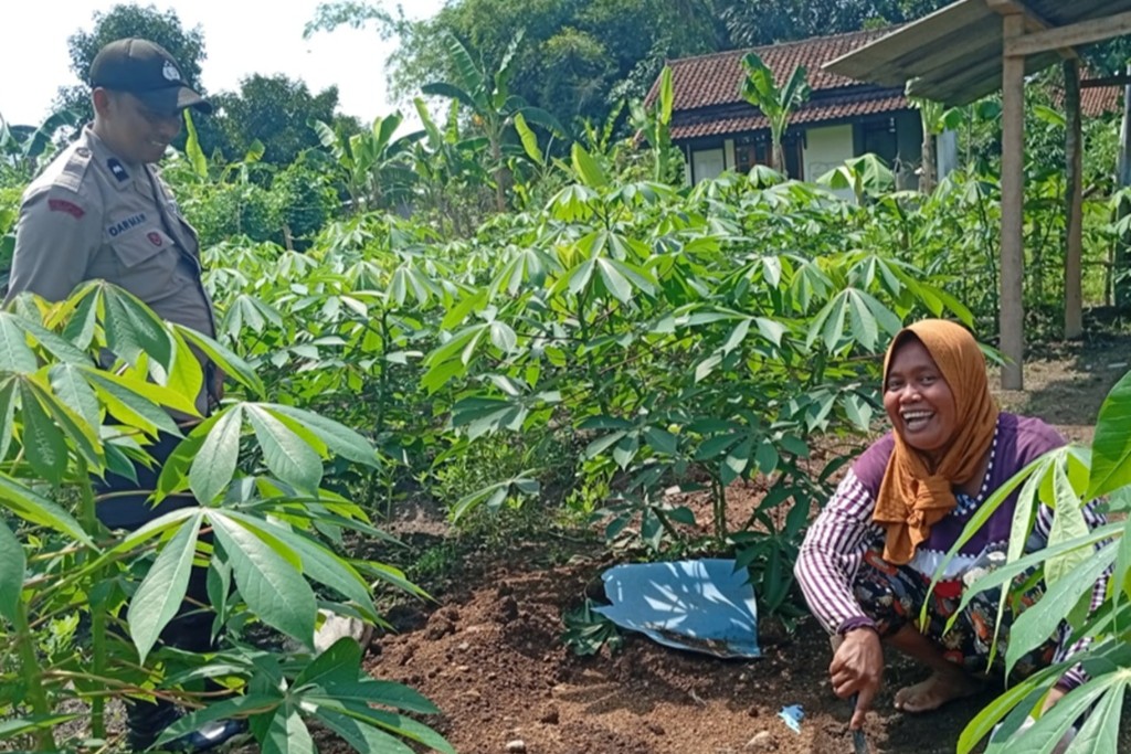 Strategi Polsek Labuapi Wujudkan Ketahanan Pangan dan Tekan Belanja Bulanan Warga