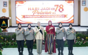 Tasyakuran Hari Jadi ke-78 Polwan, Kapolda NTB Beri Penghargaan untuk Personel Berprestasi